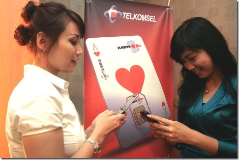 Telkomsel Communi   ty Cares Lokon Gelar Lelang Nomor Cantik